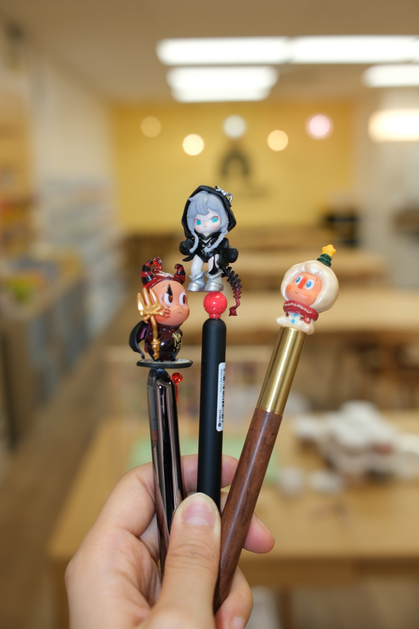 Beaded pens & cutters